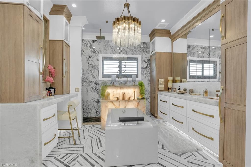 441 Estero BLVD-25