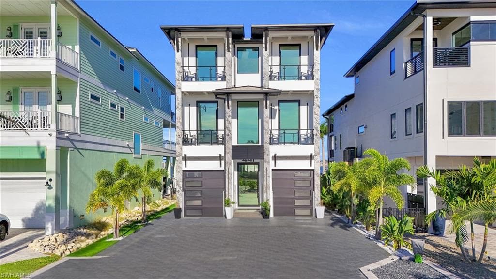 441 Estero BLVD-4