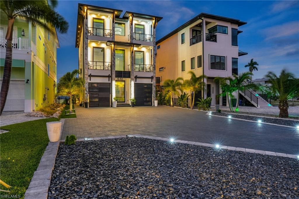 441 Estero BLVD-3