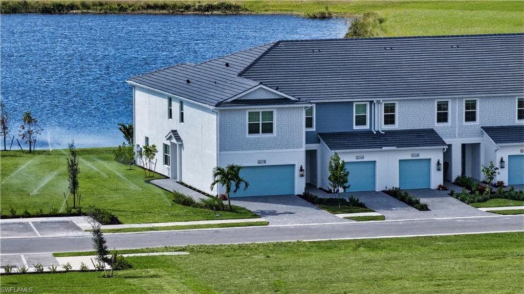 5141 Draco CIR, NAPLES FL 34120-35