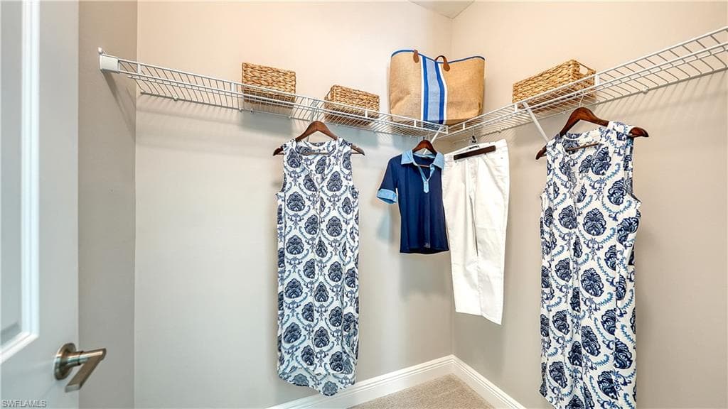 5141 Draco CIR, NAPLES FL 34120-23