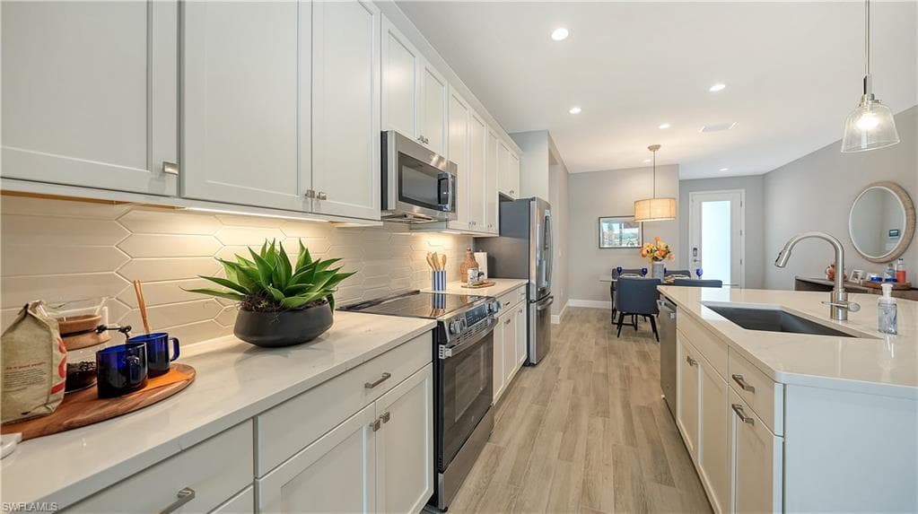 5141 Draco CIR, NAPLES FL 34120-14