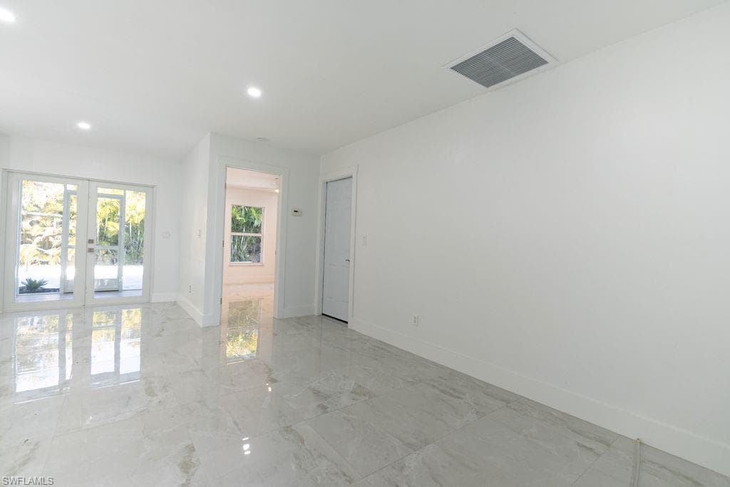 5431 23rd AVE SW, NAPLES FL 34116-26