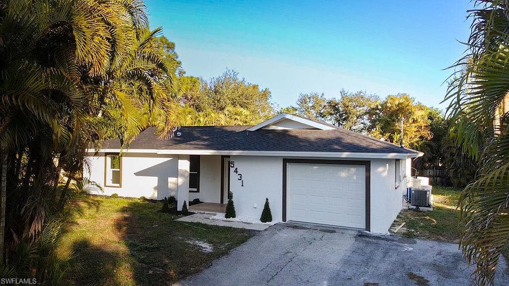 5431 23rd AVE SW, NAPLES FL 34116-1