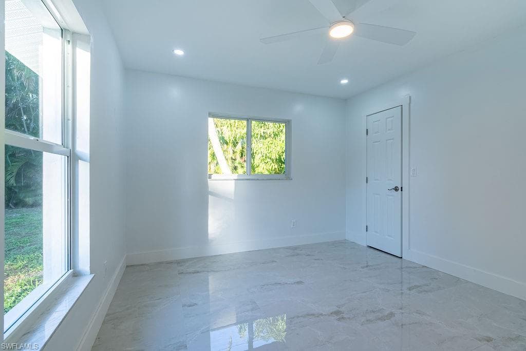 5431 23rd AVE SW, NAPLES FL 34116-12