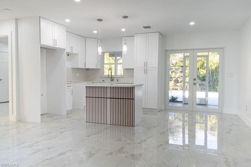 5431 23rd AVE SW, NAPLES FL 34116-25