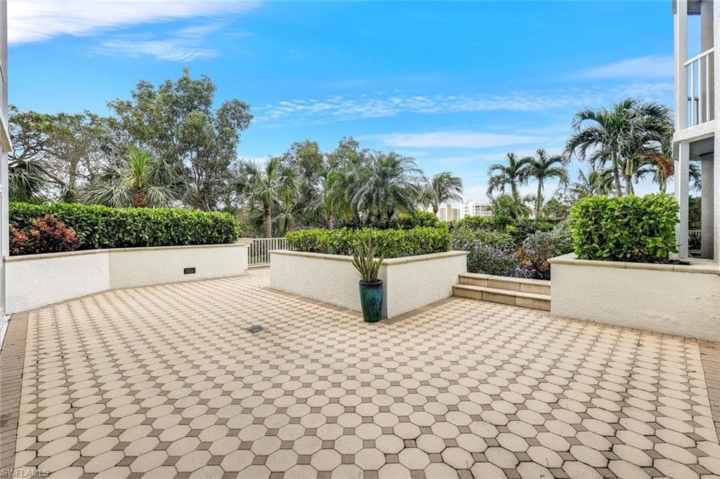 315 DUNES BLVD # 01, NAPLES FL 34110-25