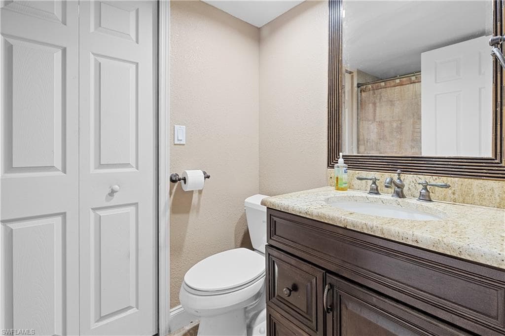 1702 Park Meadows DR # 1, FORT MYERS FL 33907-5