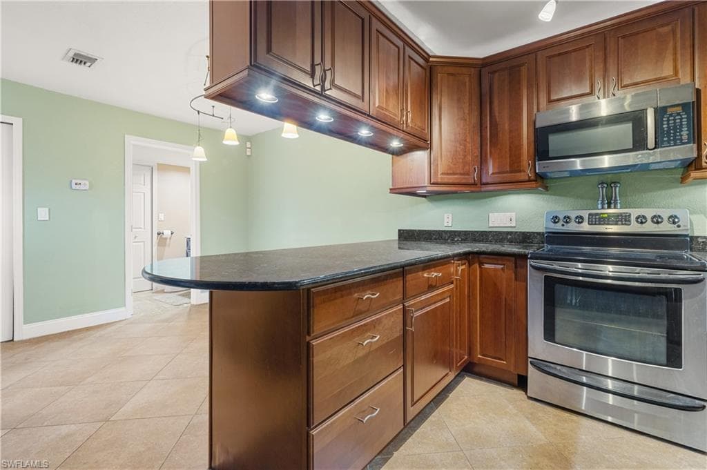 1702 Park Meadows DR # 1, FORT MYERS FL 33907-10