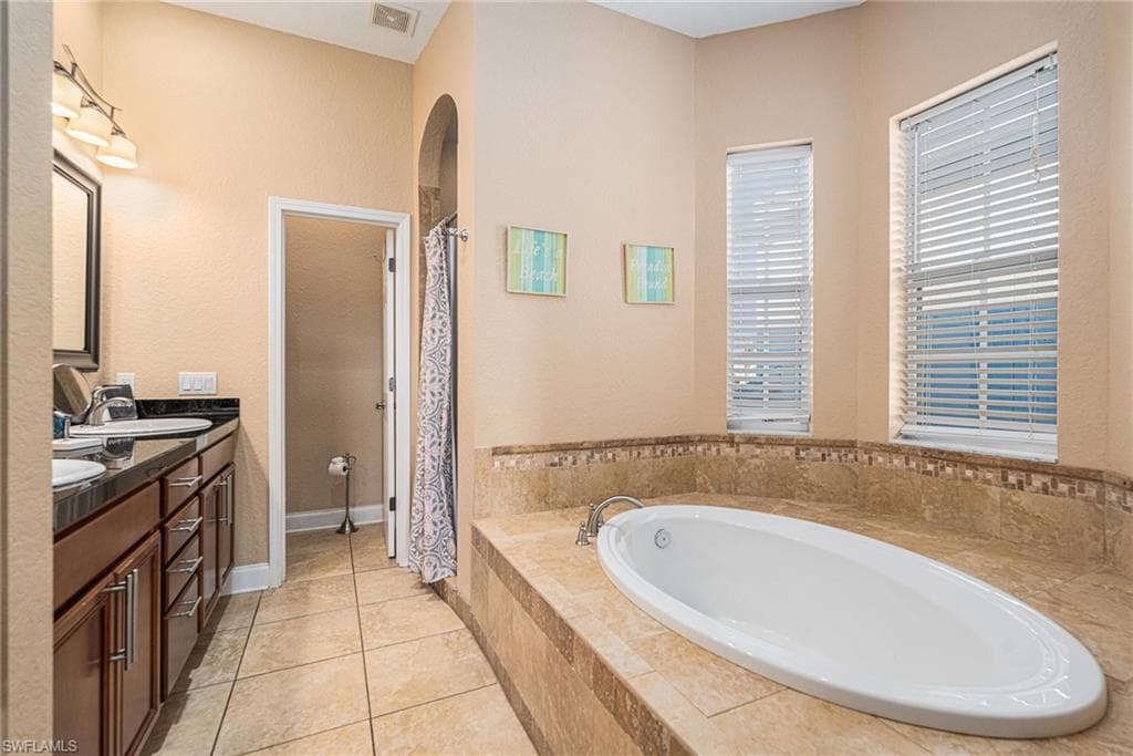 1316 Apollo Beach BLVD S, APOLLO BEACH FL 33572-16