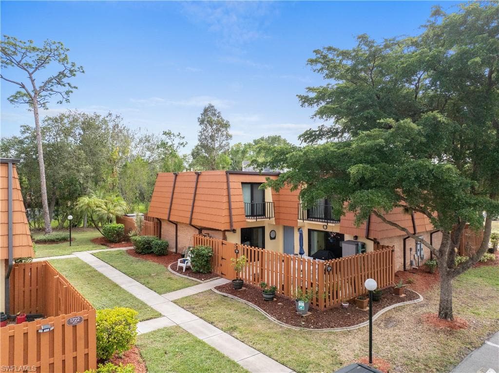 1724 Park Meadows DR # 1, FORT MYERS FL 33907-24