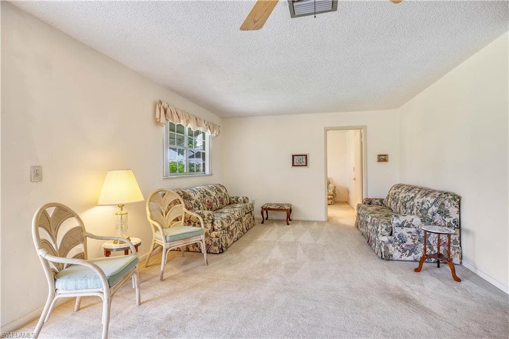 6992 Edgewater CIR, FORT MYERS FL 33919-9