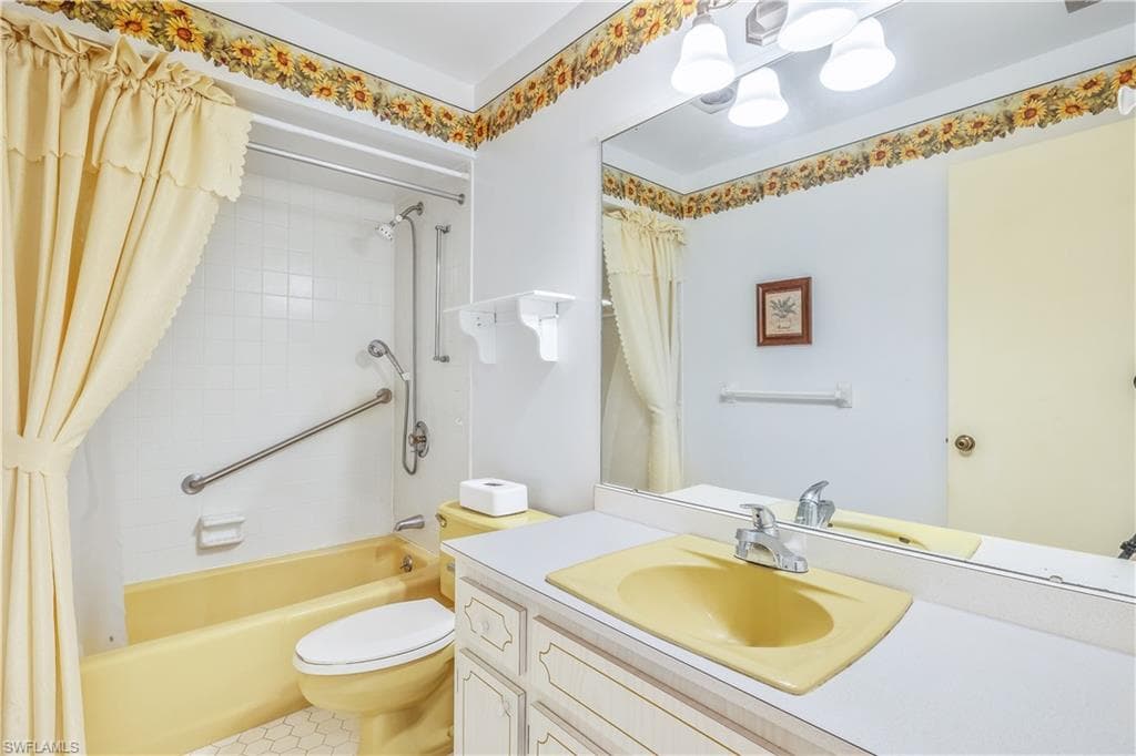 6992 Edgewater CIR, FORT MYERS FL 33919-14