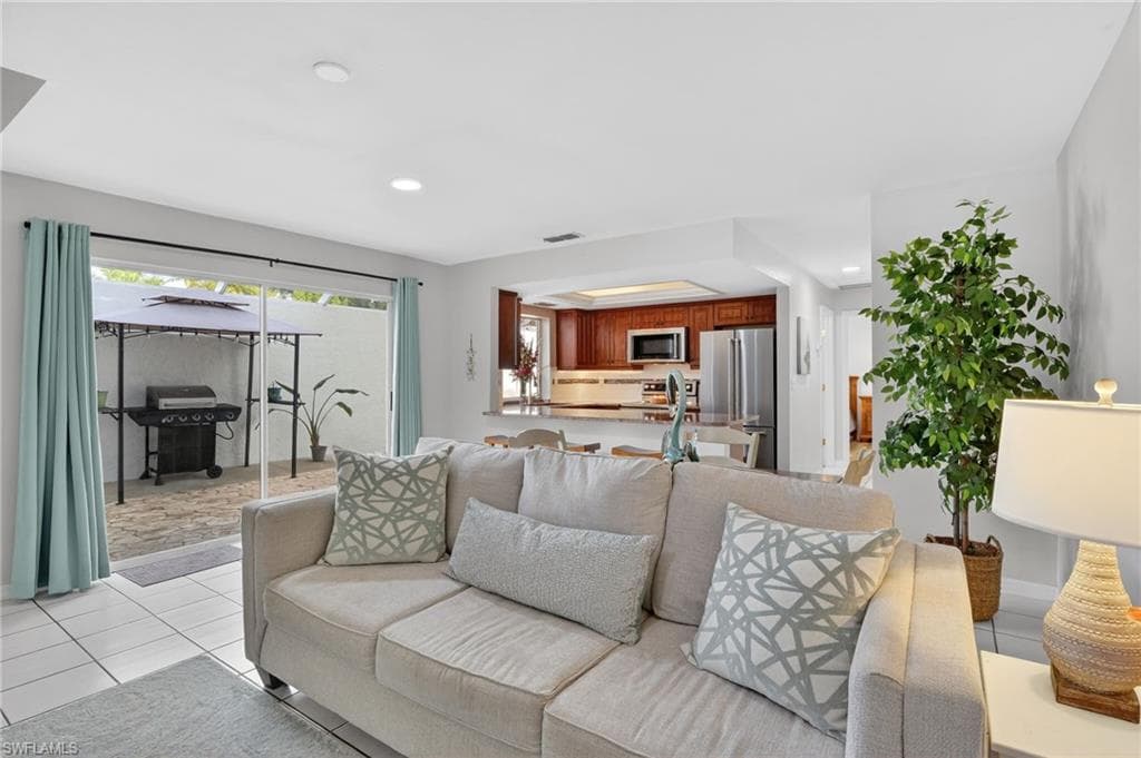 13661 Abbey DR # B1, FORT MYERS FL 33919-13