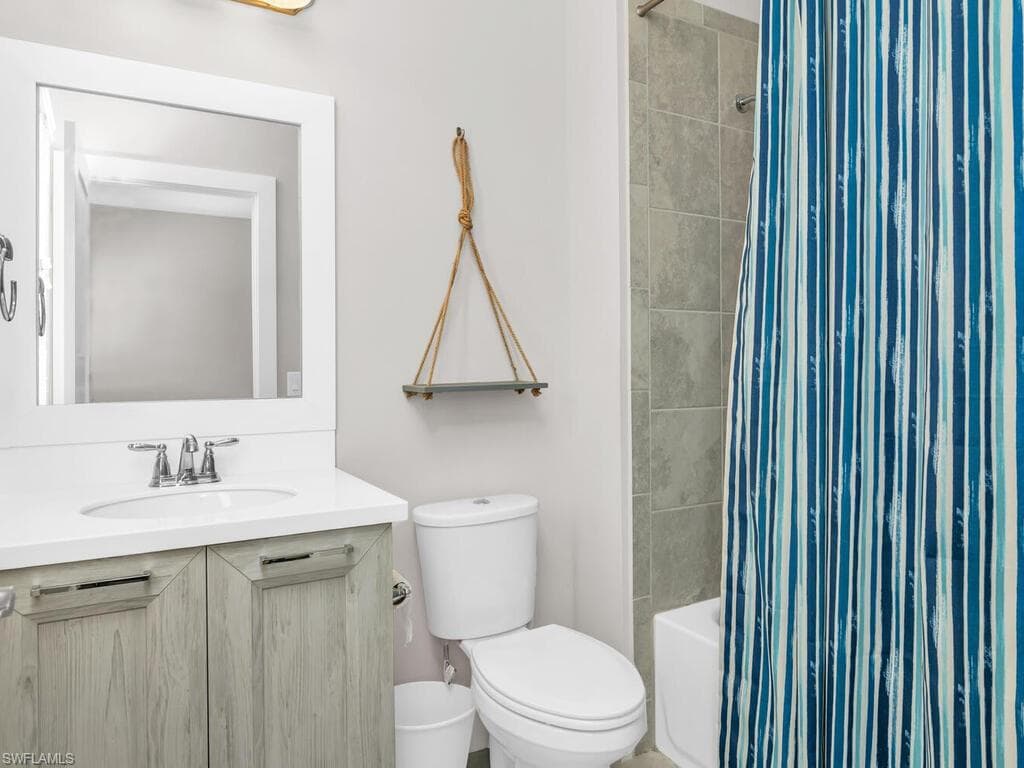 14785 Leeward DR, NAPLES FL 34114-19