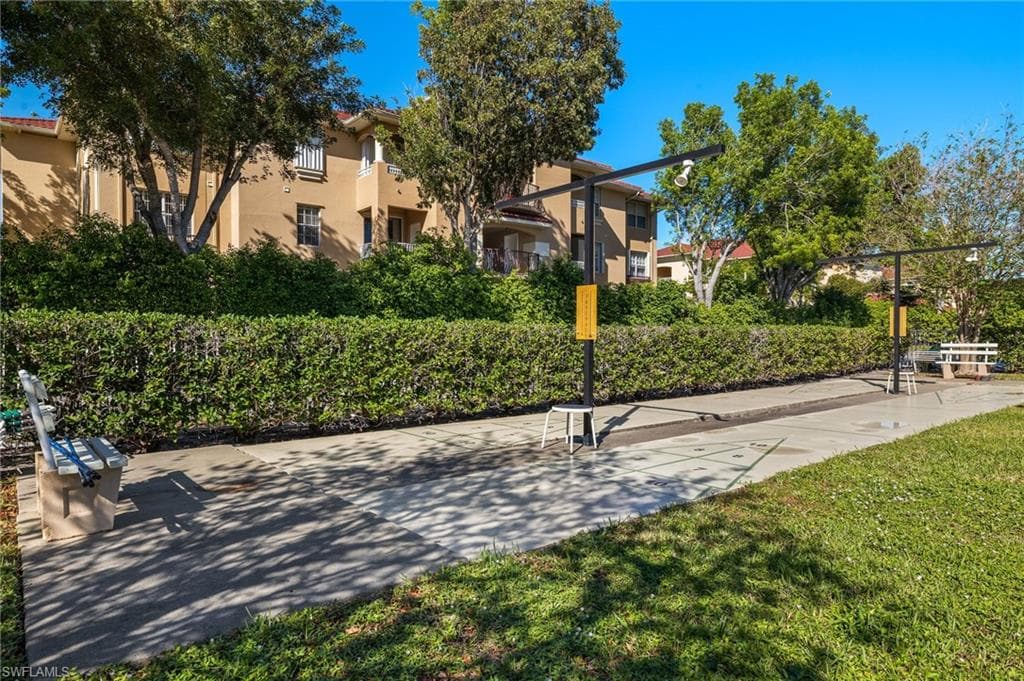 1518 SW Courtyards LN # 197, CAPE CORAL FL 33914-31