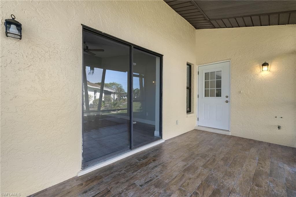 1518 SW Courtyards LN # 197, CAPE CORAL FL 33914-28