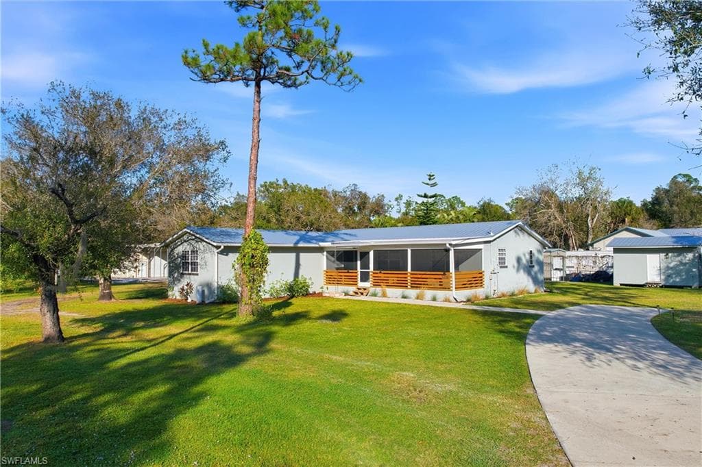 19550 Nalle RD, NORTH FORT MYERS FL 33917-1