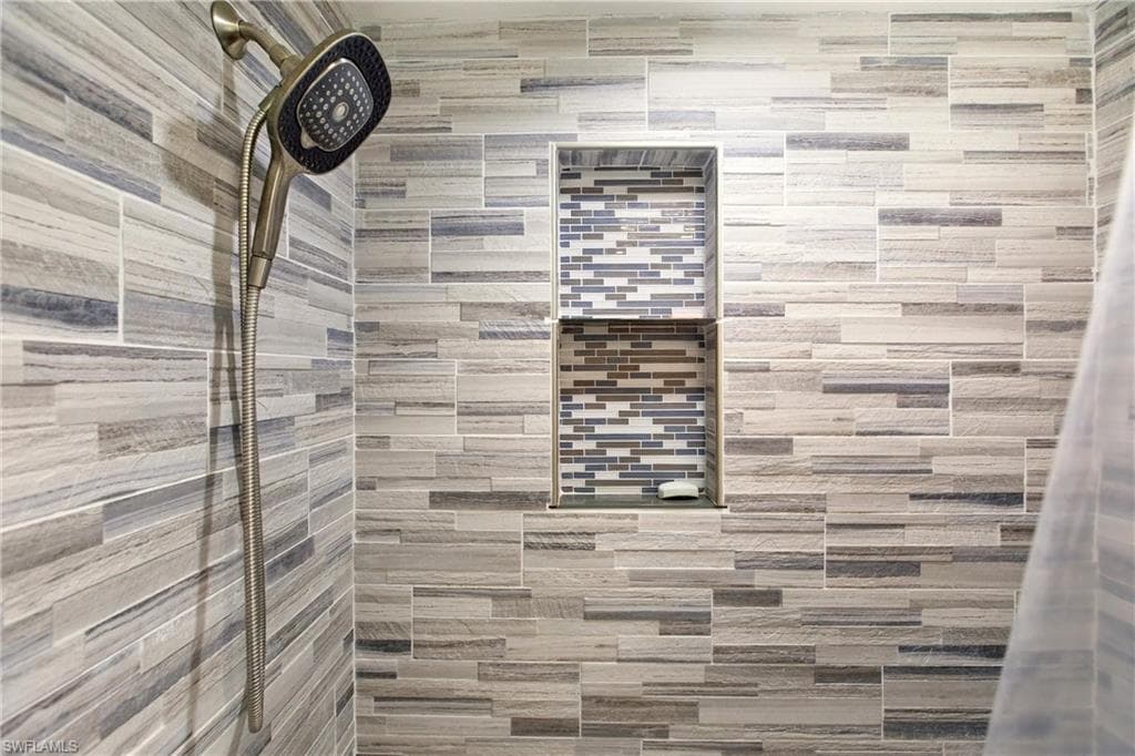 19550 Nalle RD, NORTH FORT MYERS FL 33917-19