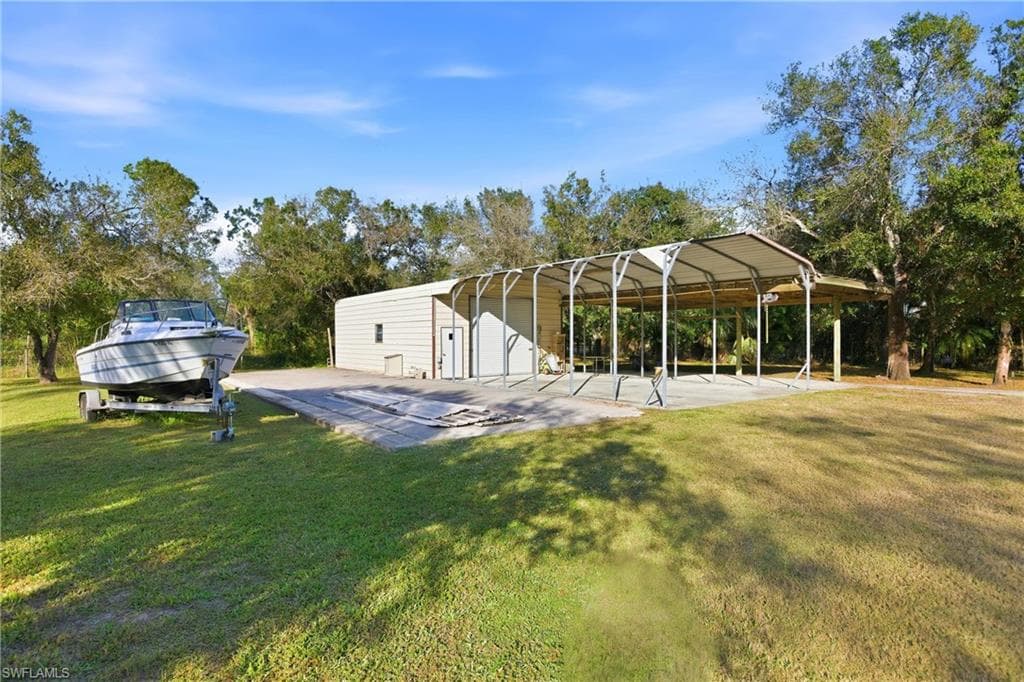 19550 Nalle RD, NORTH FORT MYERS FL 33917-3