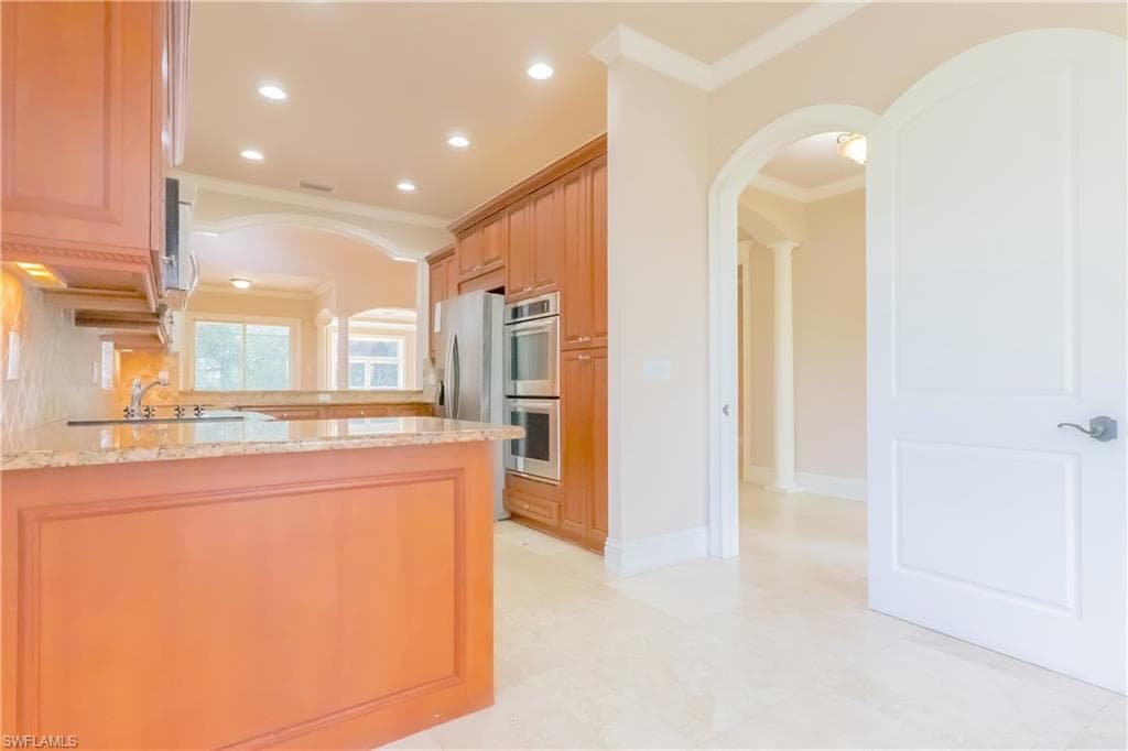 2915 Coco Lakes DR, NAPLES FL 34105-13