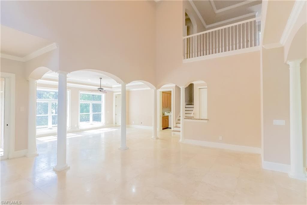 2915 Coco Lakes DR, NAPLES FL 34105-7