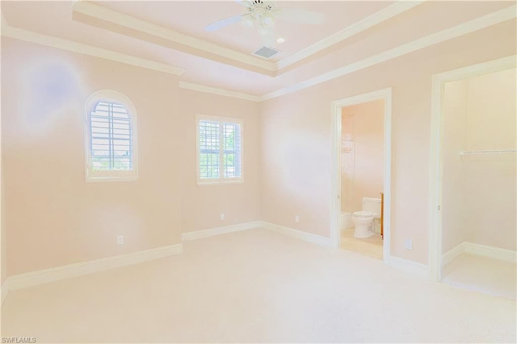 2915 Coco Lakes DR, NAPLES FL 34105-24