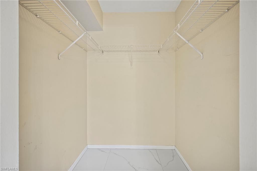 1820 Florida Club CIR # 2103, NAPLES FL 34112-11