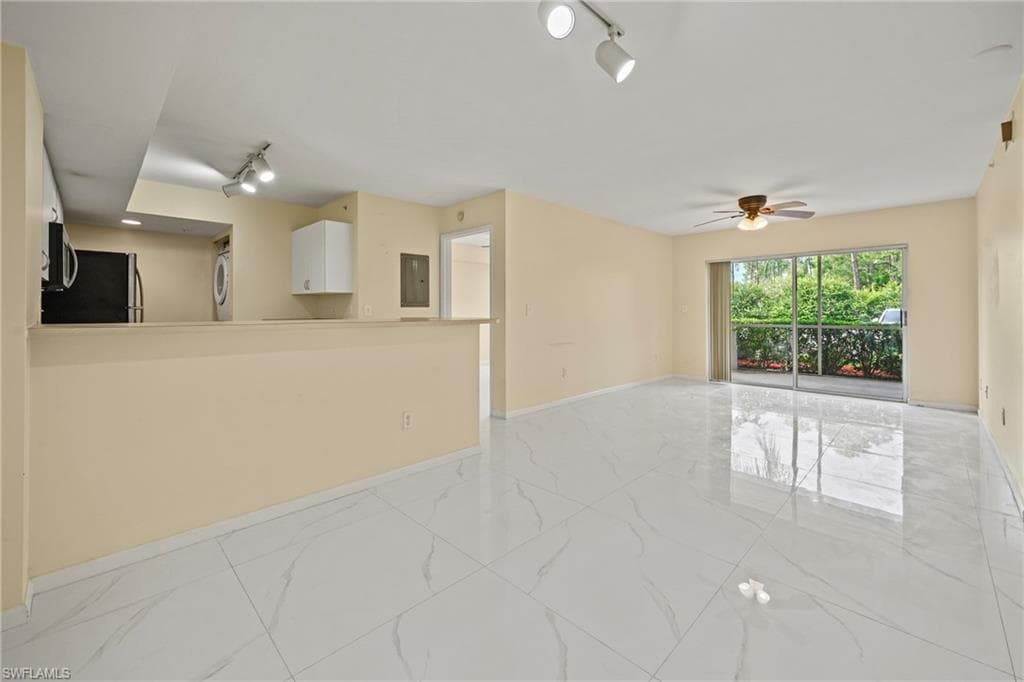 1820 Florida Club CIR # 2103, NAPLES FL 34112-2