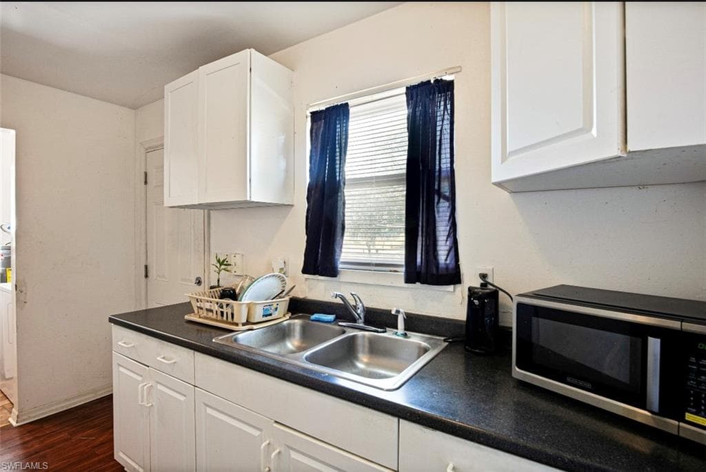 318 Bellair RD, FORT MYERS FL 33905-7