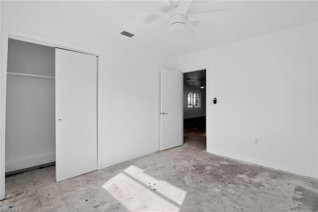 1196 Pine Lake DR, CAPE CORAL FL 33909-10