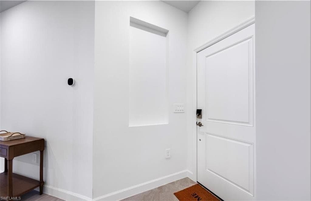 19573 Hinkley DR, ESTERO FL 33928-5