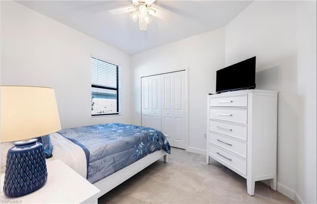 19573 Hinkley DR, ESTERO FL 33928-16