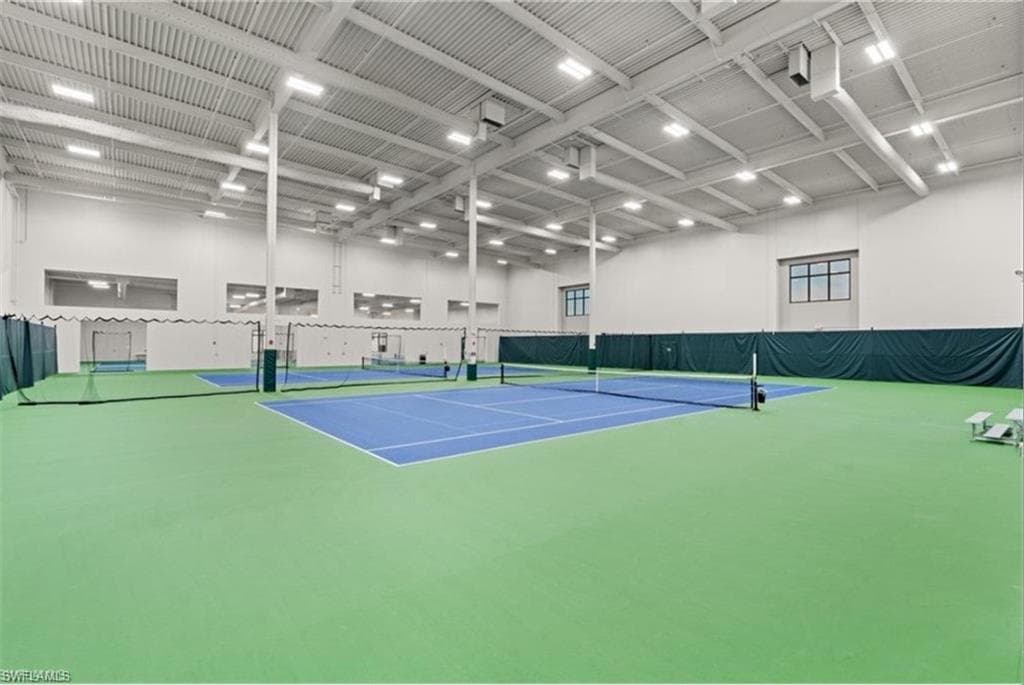 19573 Hinkley DR, ESTERO FL 33928-46