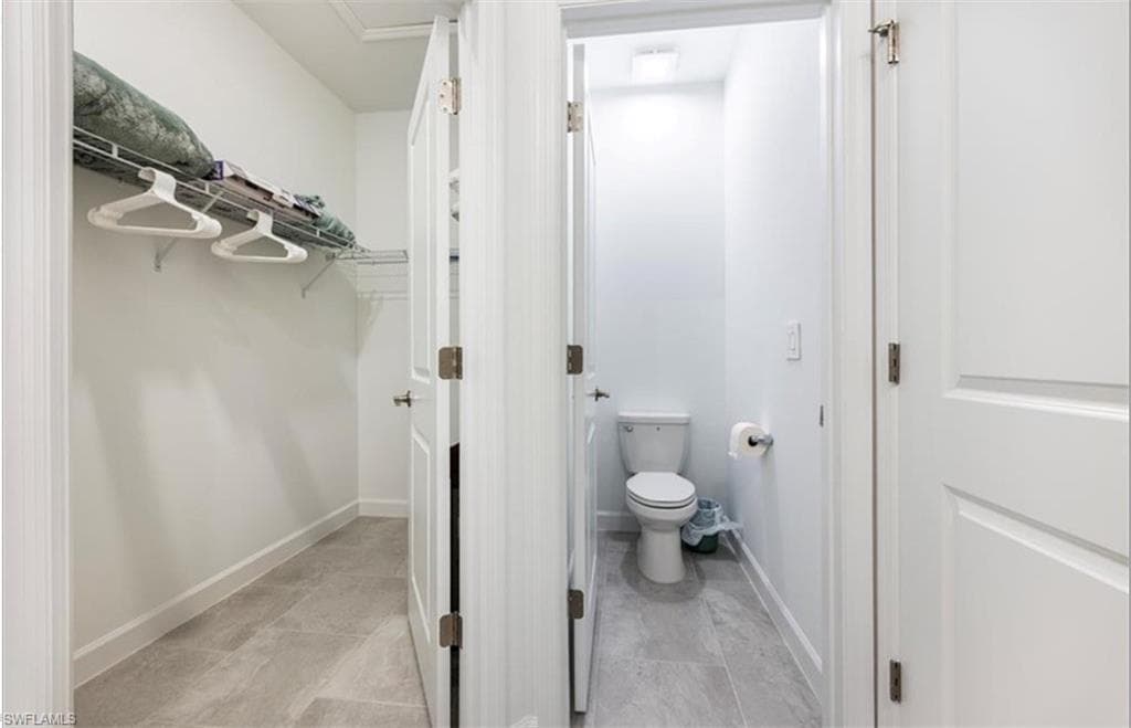 19573 Hinkley DR, ESTERO FL 33928-25