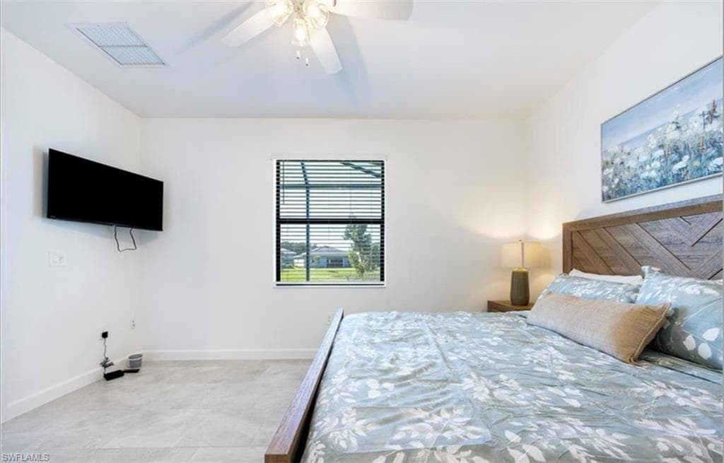 19573 Hinkley DR, ESTERO FL 33928-21