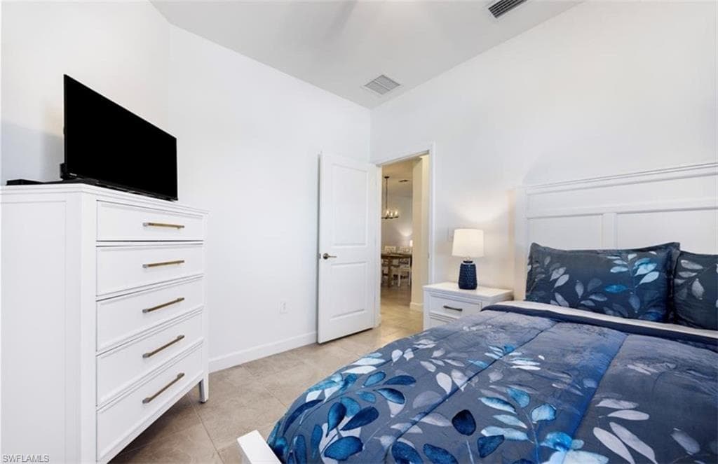 19573 Hinkley DR, ESTERO FL 33928-17