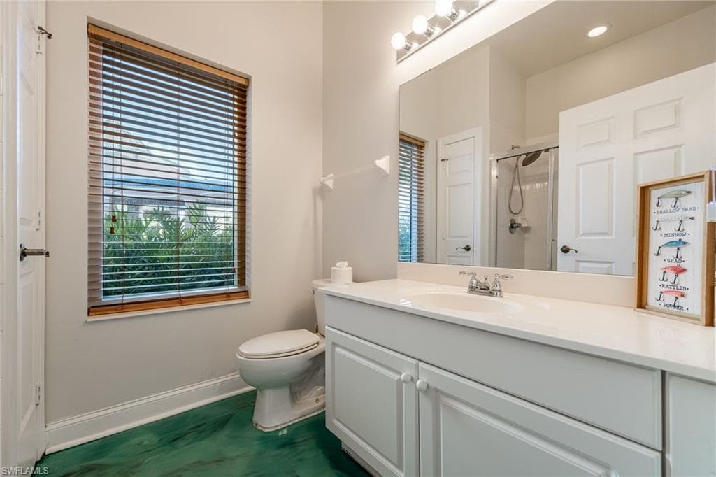 2743 1st ST # 304, FORT MYERS FL 33916-27