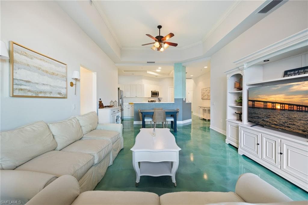 2743 1st ST # 304, FORT MYERS FL 33916-9