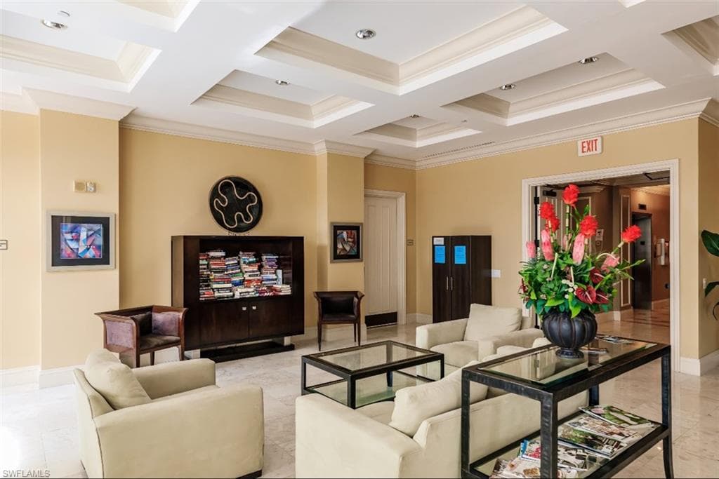 2743 1st ST # 304, FORT MYERS FL 33916-34