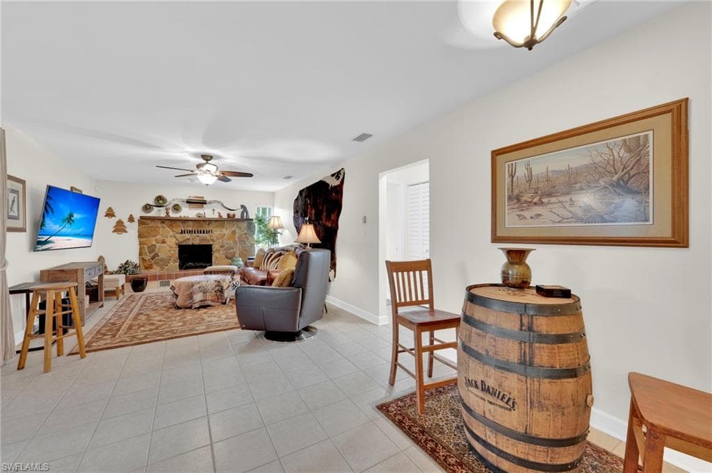 14501 Old Olga RD, FORT MYERS FL 33905-15