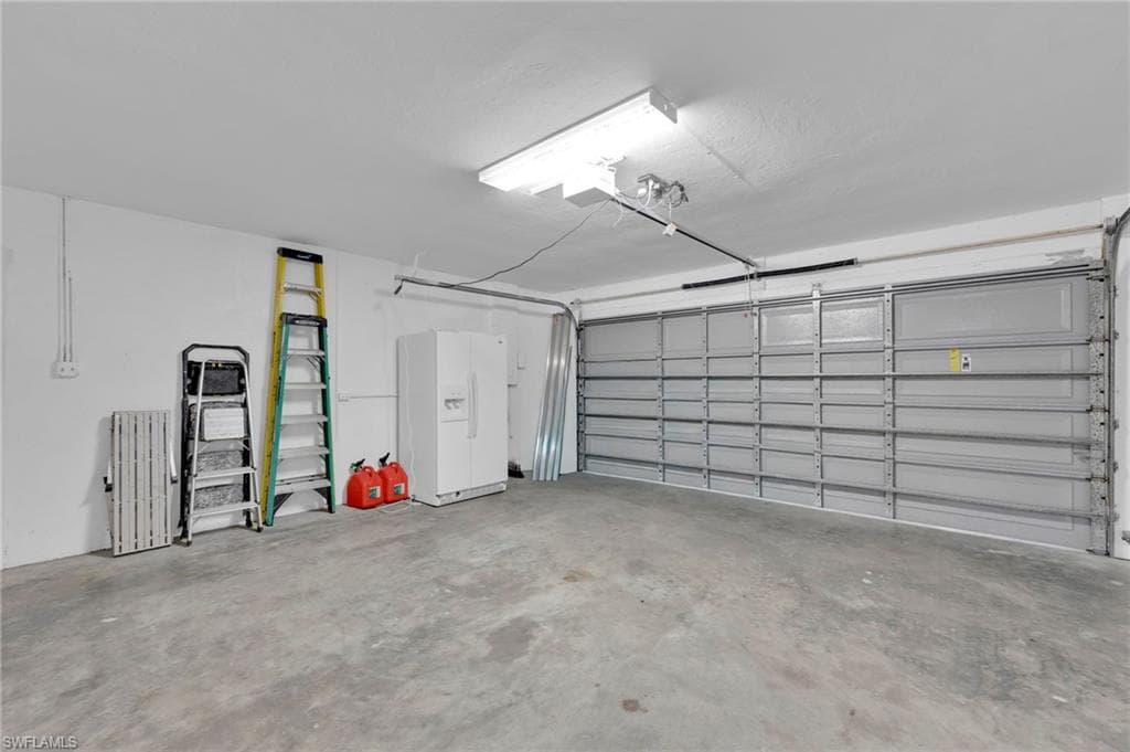14501 Old Olga RD, FORT MYERS FL 33905-35