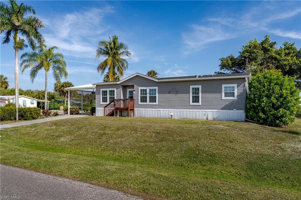 104 Rookery RD, NAPLES FL 34114-2