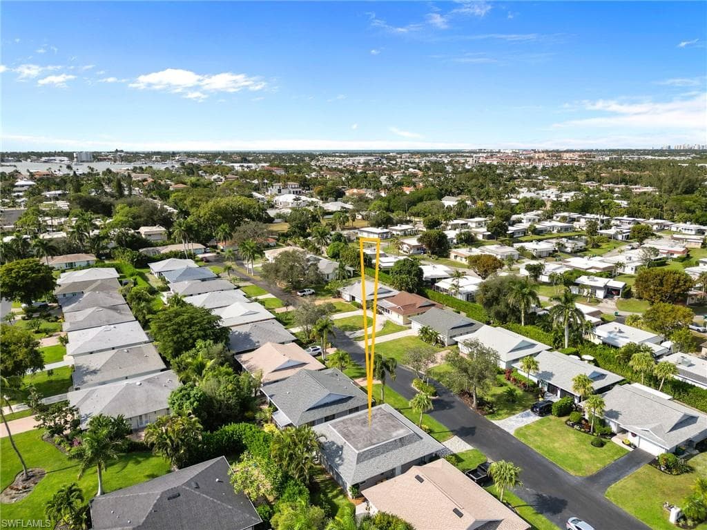 3 Crooked LN # 23, NAPLES FL 34112-24