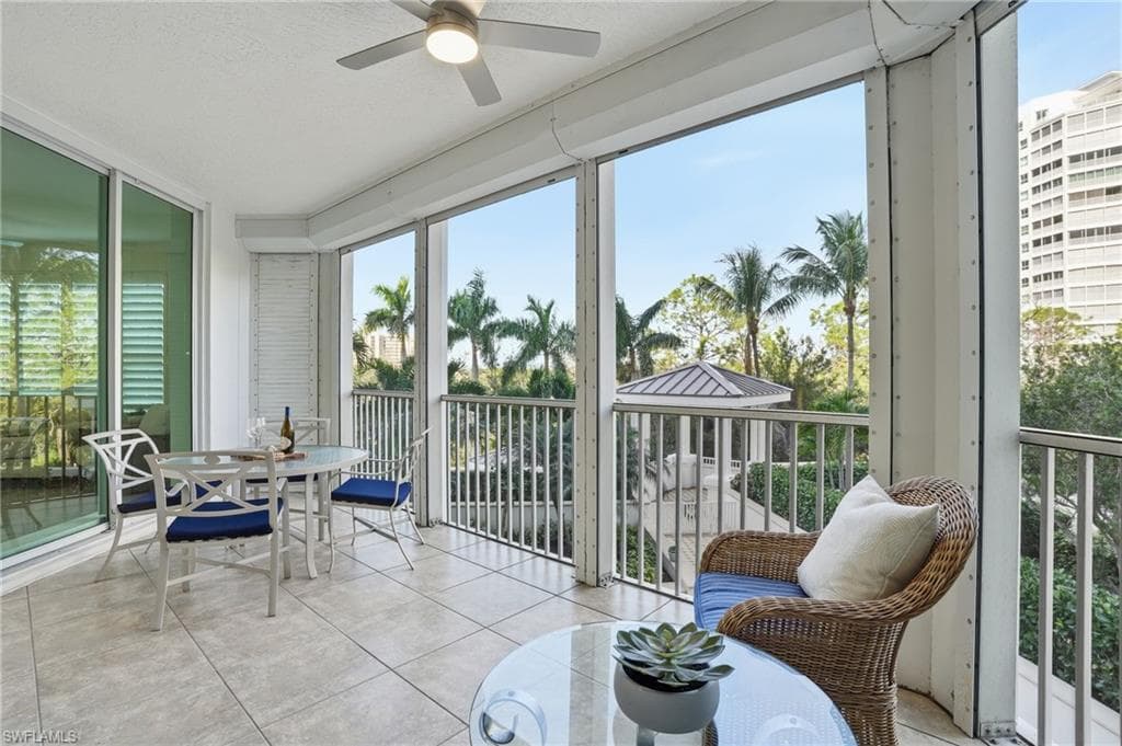 325 Dunes BLVD # 205, NAPLES FL 34110-23