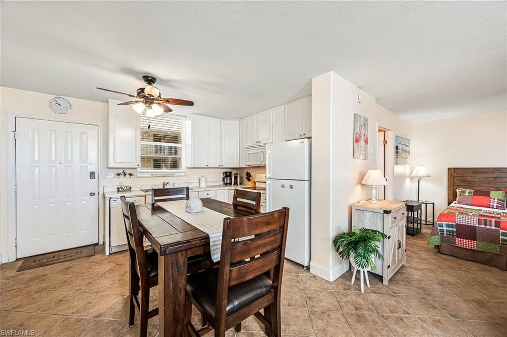 5700 Bonita Beach RD SW # 405, BONITA SPRINGS FL 34134-5