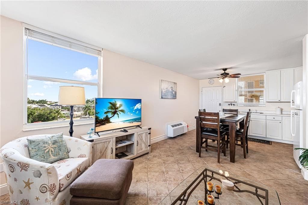 5700 Bonita Beach RD SW # 405, BONITA SPRINGS FL 34134-10