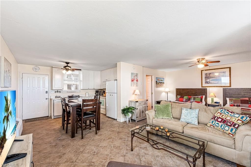 5700 Bonita Beach RD SW # 405, BONITA SPRINGS FL 34134-3