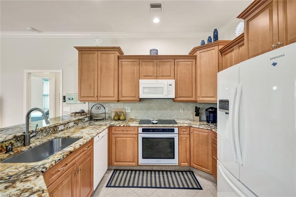 9411 Cedar Creek DR, BONITA SPRINGS FL 34135-7