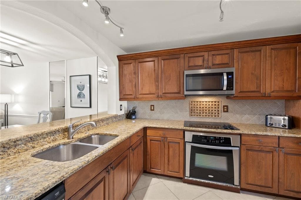 12170 Kelly Sands WAY # 721, FORT MYERS FL 33908-11